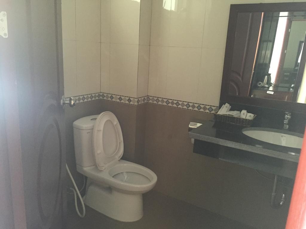 Khoa Thanh Hotel Hoa Binh Ruang foto