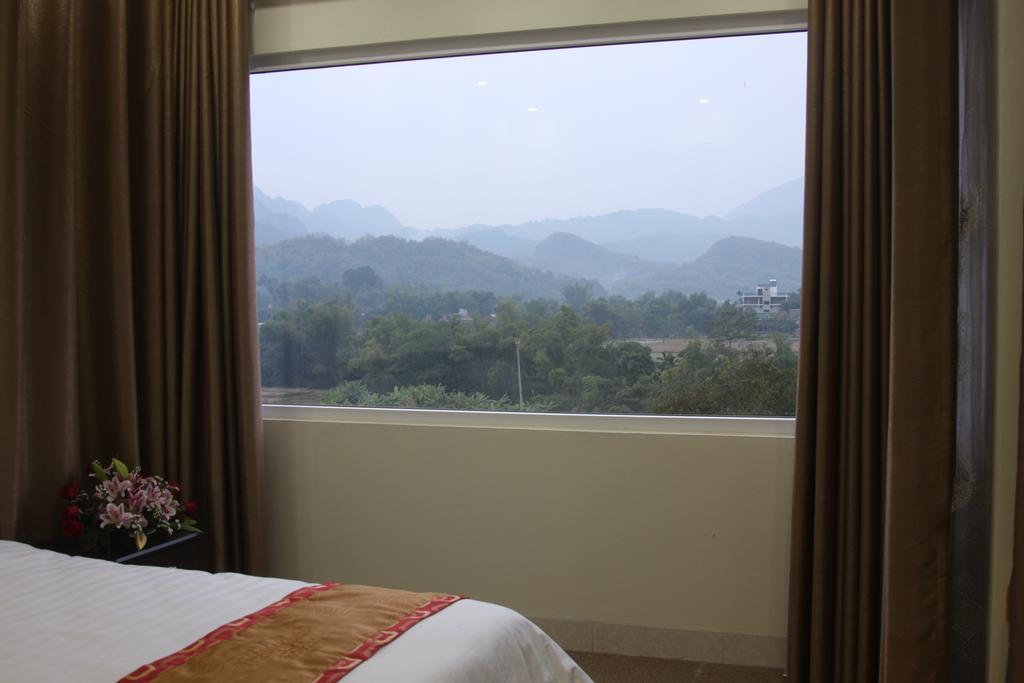 Khoa Thanh Hotel Hoa Binh Bagian luar foto