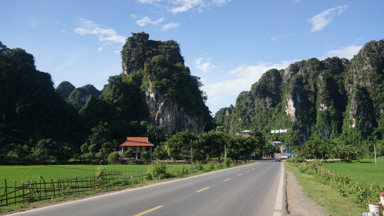Khoa Thanh Hotel Hoa Binh Bagian luar foto