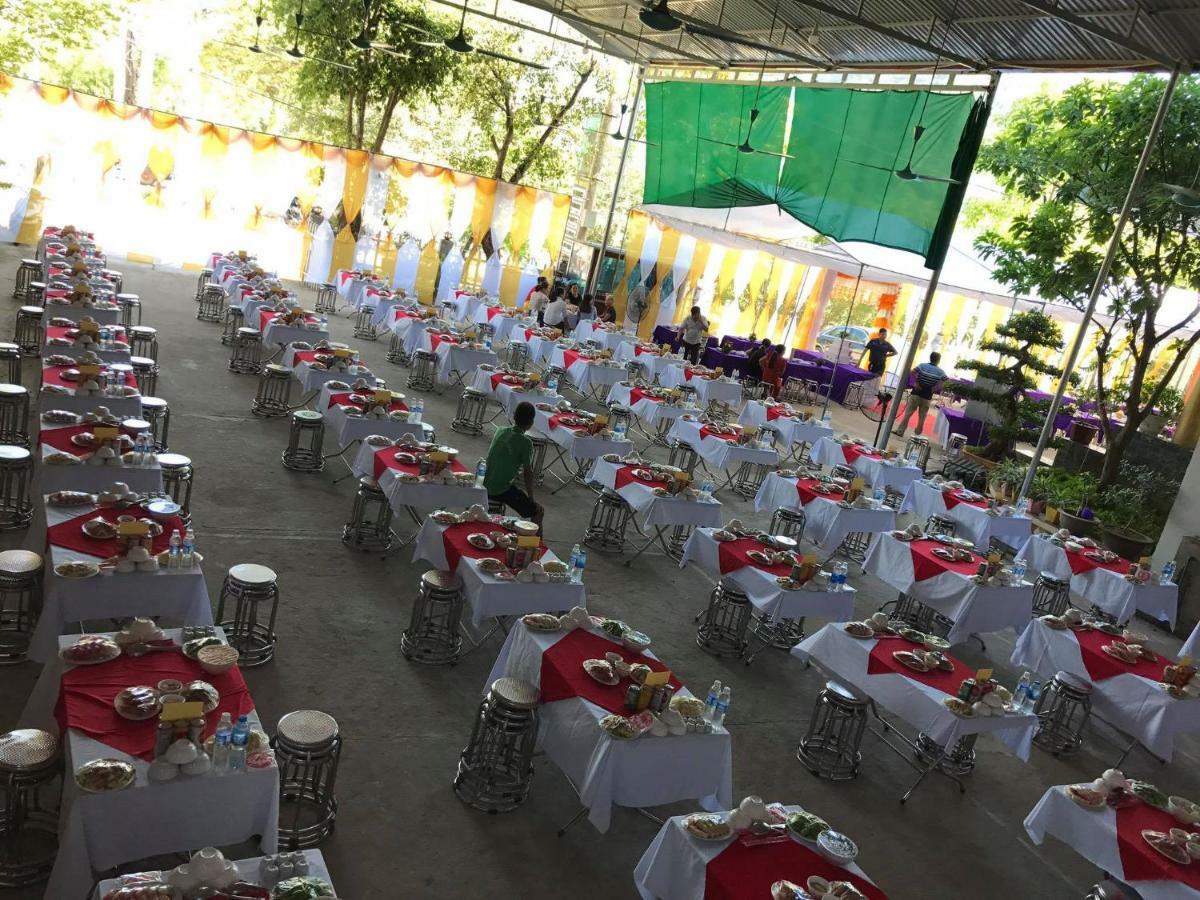 Khoa Thanh Hotel Hoa Binh Bagian luar foto